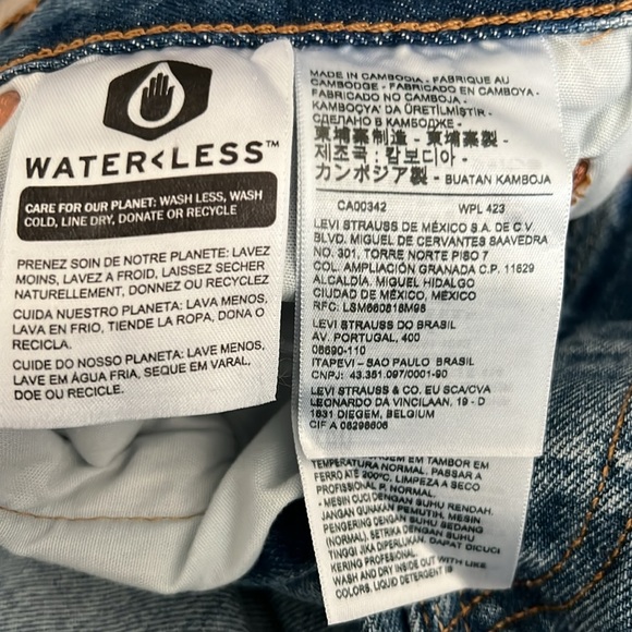 Levi’s 501 Jeans - Picture 6 of 8